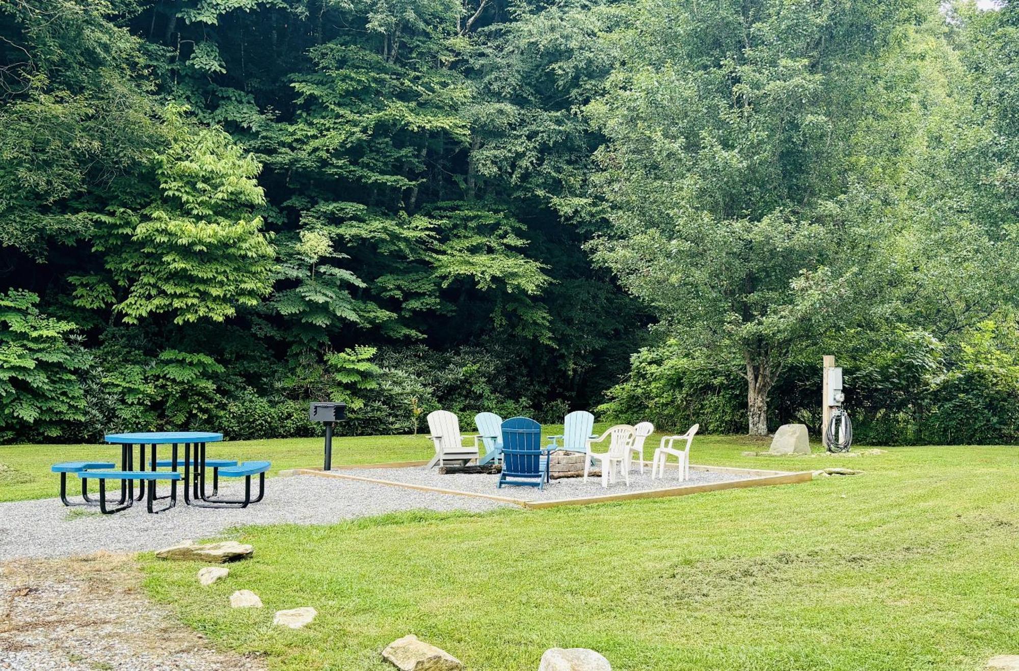 Maggie Valley Cabin Rentals Bilik gambar