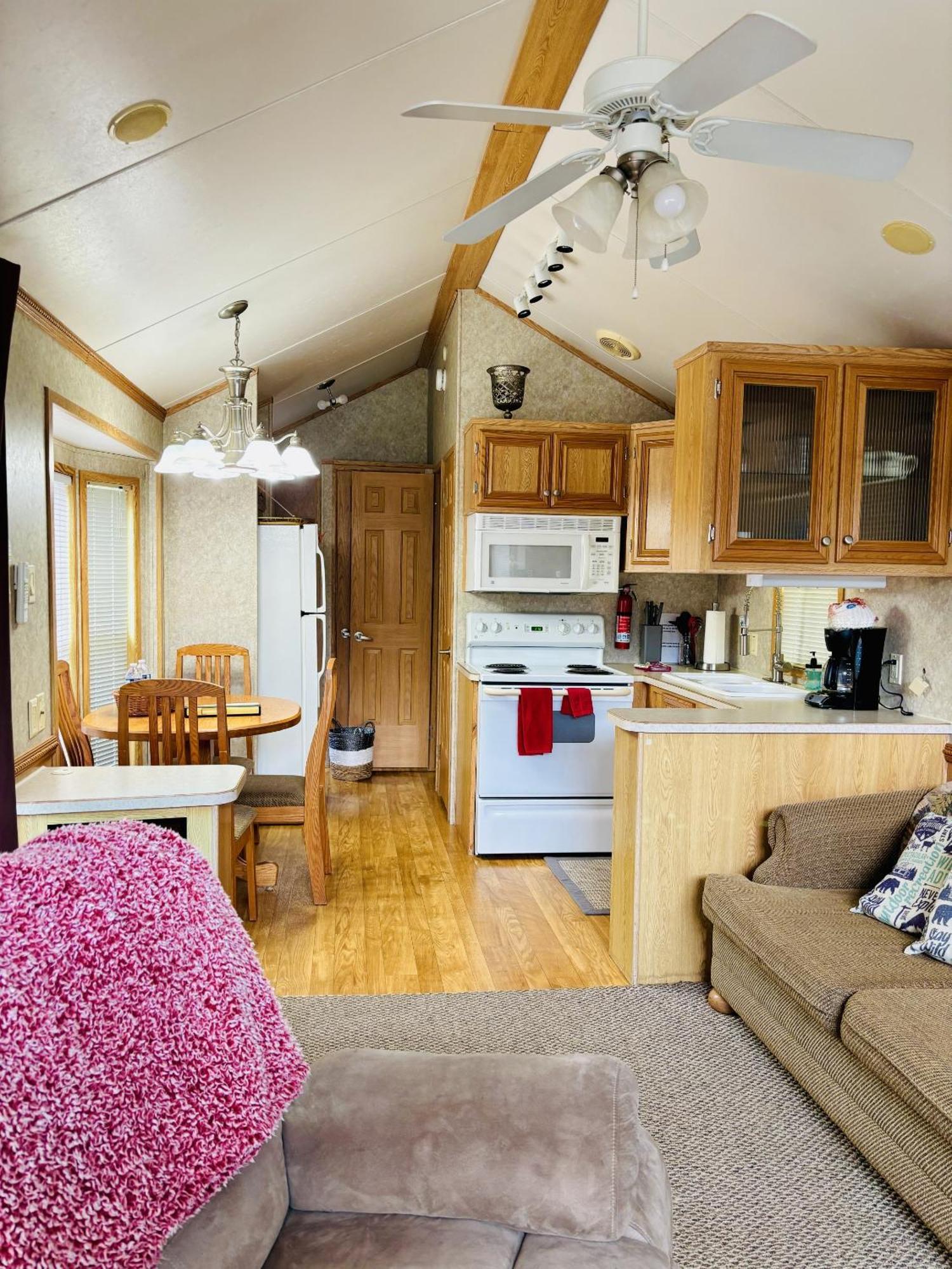 Maggie Valley Cabin Rentals Bilik gambar